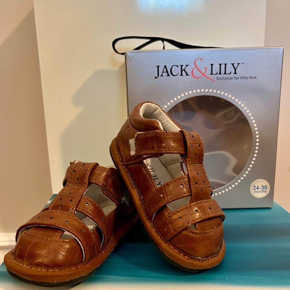 🧸 Jack & Lily Brown Kids Sandals